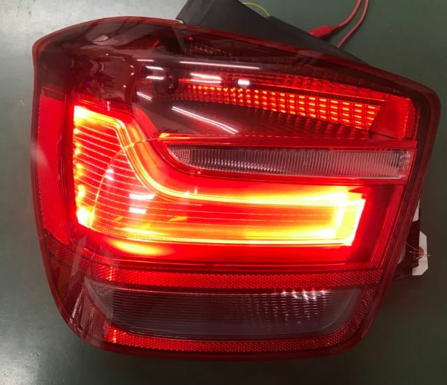 F20 テールライト 修理 1シリーズ BMW